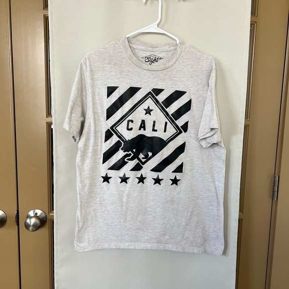 EIGHTY Eight‎ Cali Short Sleeve T-Shirt - Picture 1 of 6